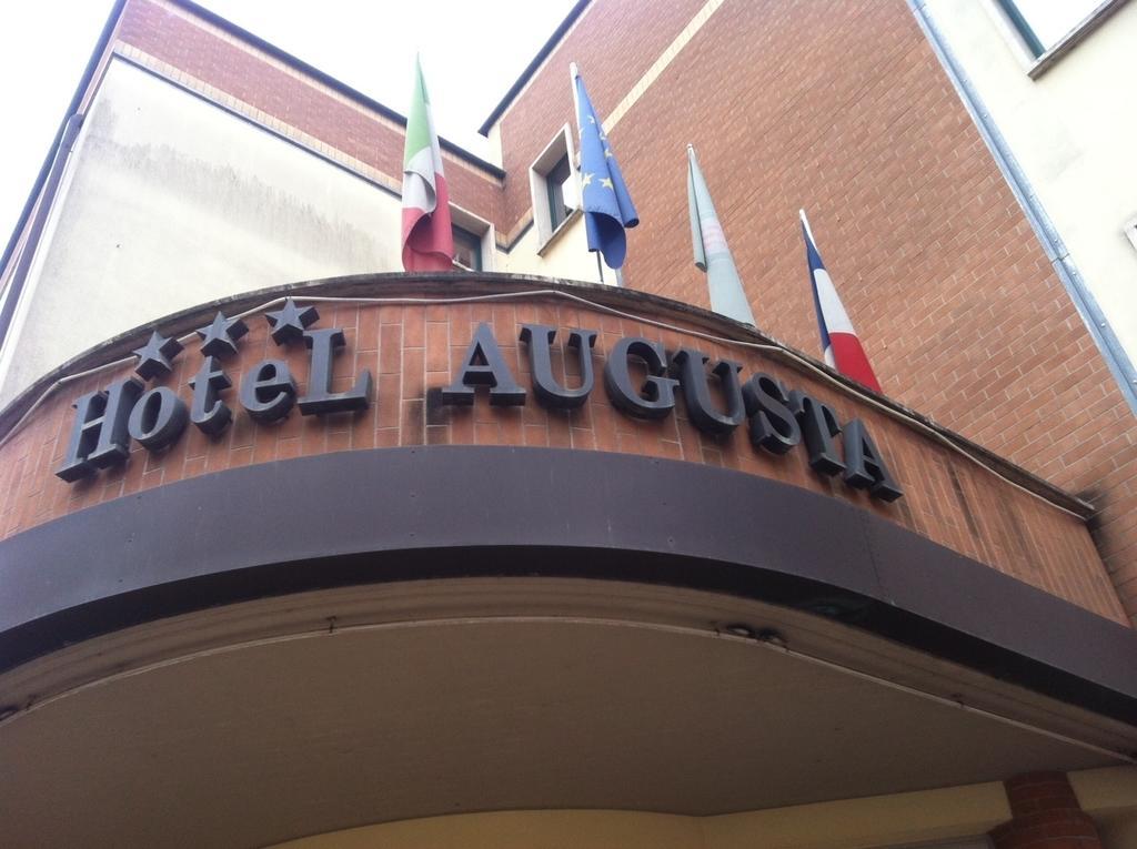 Hotel Augusta Ponte San Giovanni Exterior photo