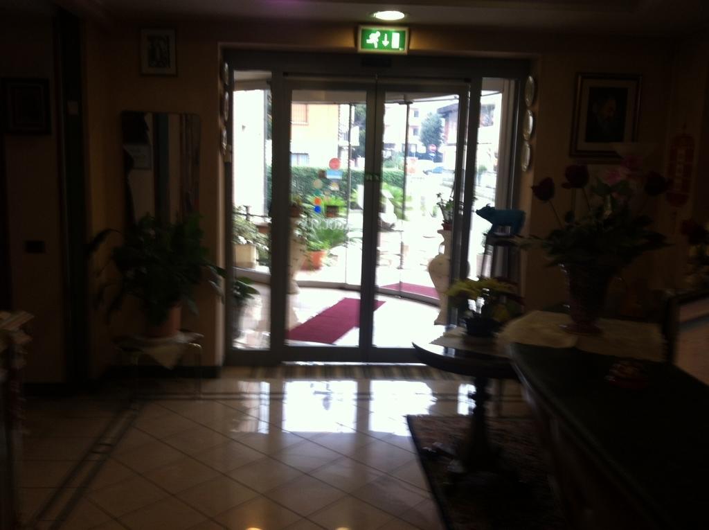 Hotel Augusta Ponte San Giovanni Room photo